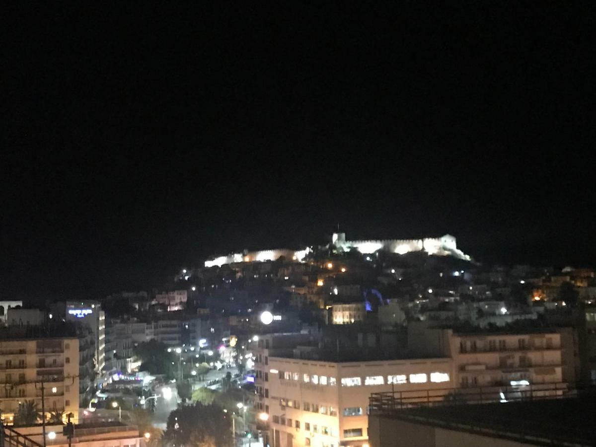 Penthouse Suite Center Kavala Exteriör bild